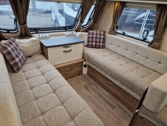2022 Swift Sprite Super Quattro DB 6 berth bunk bed caravan Cosford Salop 