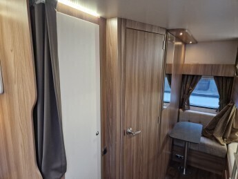 2022 Swift Sprite Super Quattro DB 6 berth bunk bed caravan Cosford Salop 
